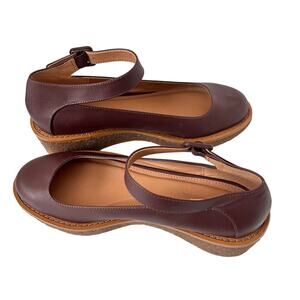 Cooperative Crepe-Sole Leather Mary Jane Women size 8 M